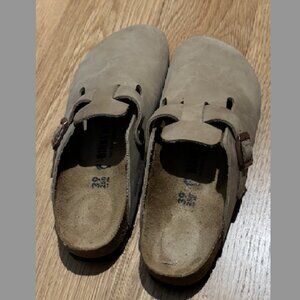 Birkenstock Women's Boston Clogs in classic taupe
